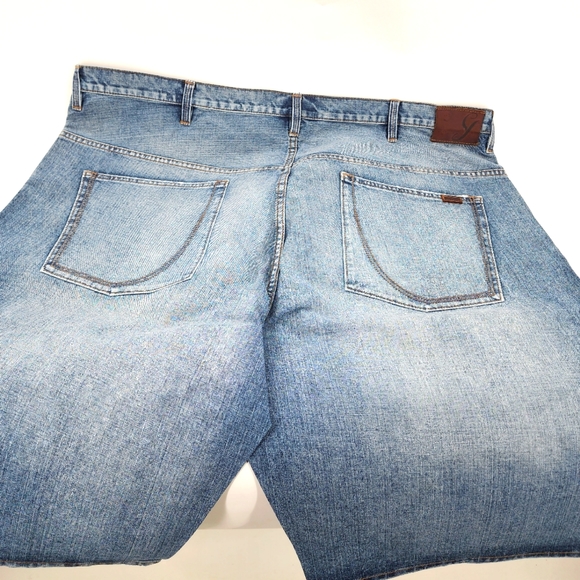 Sean John Jean Shorts. Size 50 - Picture 5 of 7